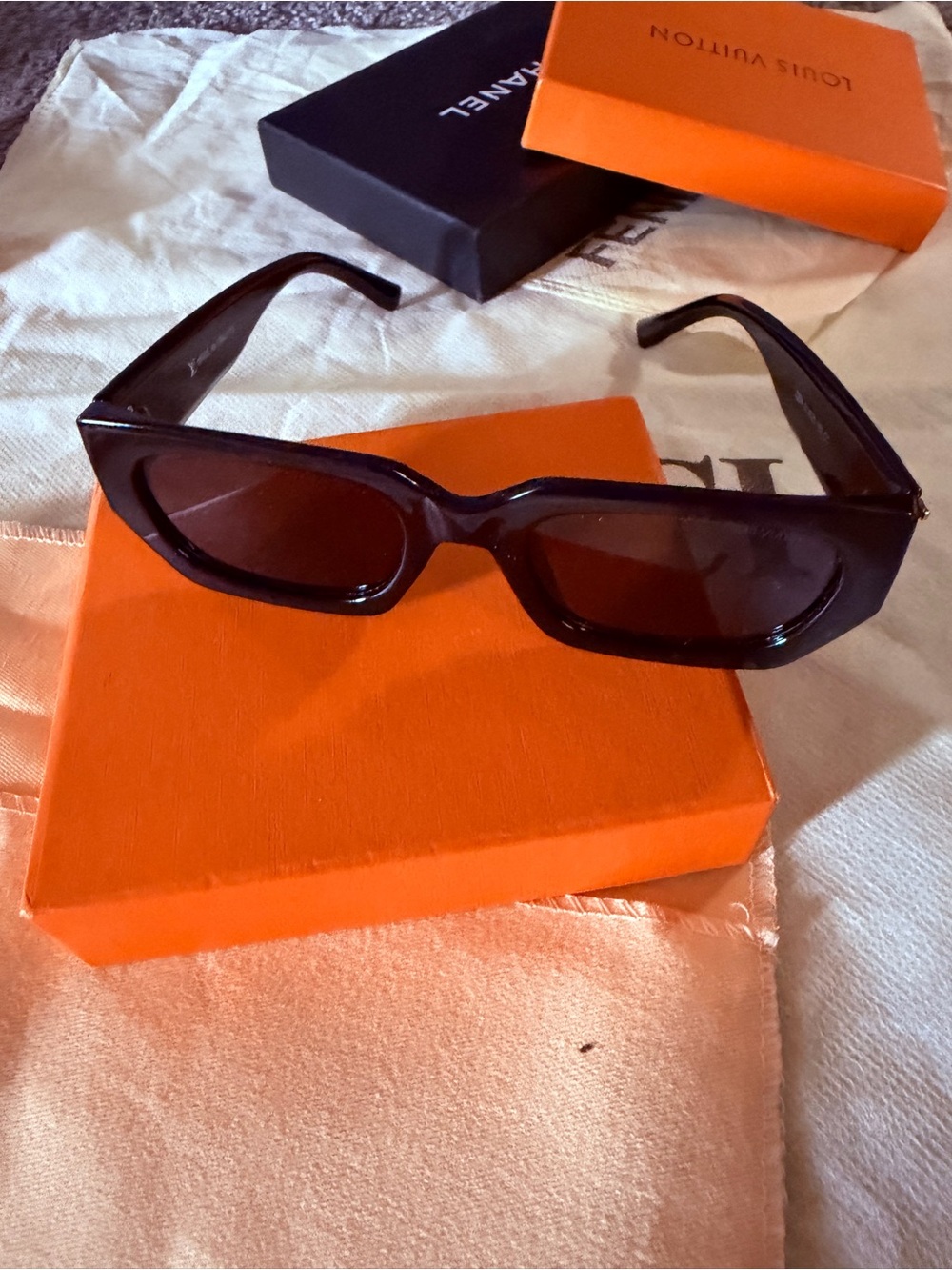 Source Unknown Black Rectangular Women’s Sunglasses